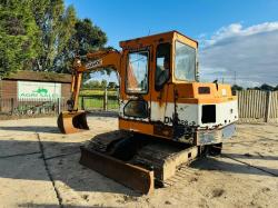 DAEWOO 028-2 TRACKED EXCAVATOR C/W BUCKET *VIDEO*