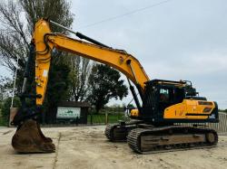 HYUNDAI HX300L EXCAVATOR *YEAR 2018, 4950 HOURS* C/W QUICK HITCH