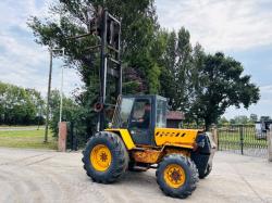 MASSEY FERGUSON TT3.0 ROUGH TERRIAN FORKLIFT C/W SIDE SHIFT 