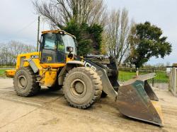 JCB 456EZX 4WD LOADING SHOVEL *YEAR 2011* C/W BUCKET 