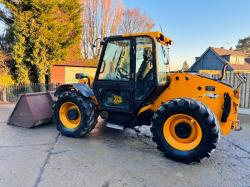 JCB 526-56 4WD TELEHANDLER *AG SPEC, YEAR 2009* C/W BUCKET  