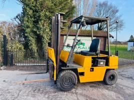 BOSS DIESEL FORKLIFT C/W SIDE SHIFT 