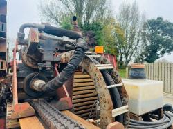 DITCH WITCH JT4020 TRACKED DRILLING RIG C/W DRILLING RODS 