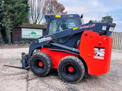 THOMAS 205 TURBO VERTICLE LIFT SKIDSTEER *HIGH FLOW* C/W PALLET TINES *VIDEO*