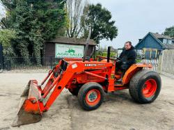 KUBOTA L2850 4WD TRACTOR C/W FRONT LOADER & BUCKET