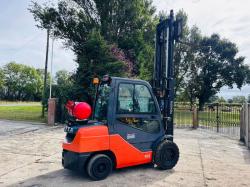 TOYOTA 02-8FGJF35 FORKLIFT *YEAR 2018* C/W FULLY GLAZED CABIN *VIDEO*