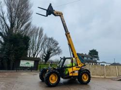 CAT TH330B TELEHANDLER *C/W PALLET TINES*4WD*AG SPEC*