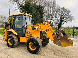 JCB 2CX 4WD BACKHOE DIGGER *4 WHEEL STEER* C/W 3 X BUCKET'S