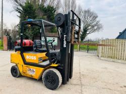 BOSS GAS FORKLIFT *SIDESHIFT*C/W PALLET TINES*VIDEO*