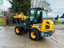 GEHL 540 4WD LOADING SHOVEL *YEAR 2015* C/W PALLET TINES 