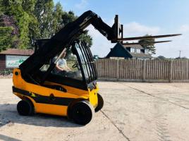 JCB TLT30 TELETRUCK C/W PALLET TINES 