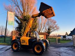 JCB 526-56 4WD TELEHANDLER *AG SPEC, YEAR 2009* C/W BUCKET  