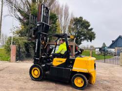 DEAWOO D45SC DIESEL FORKLIFT C/W SIDE SHIFT 